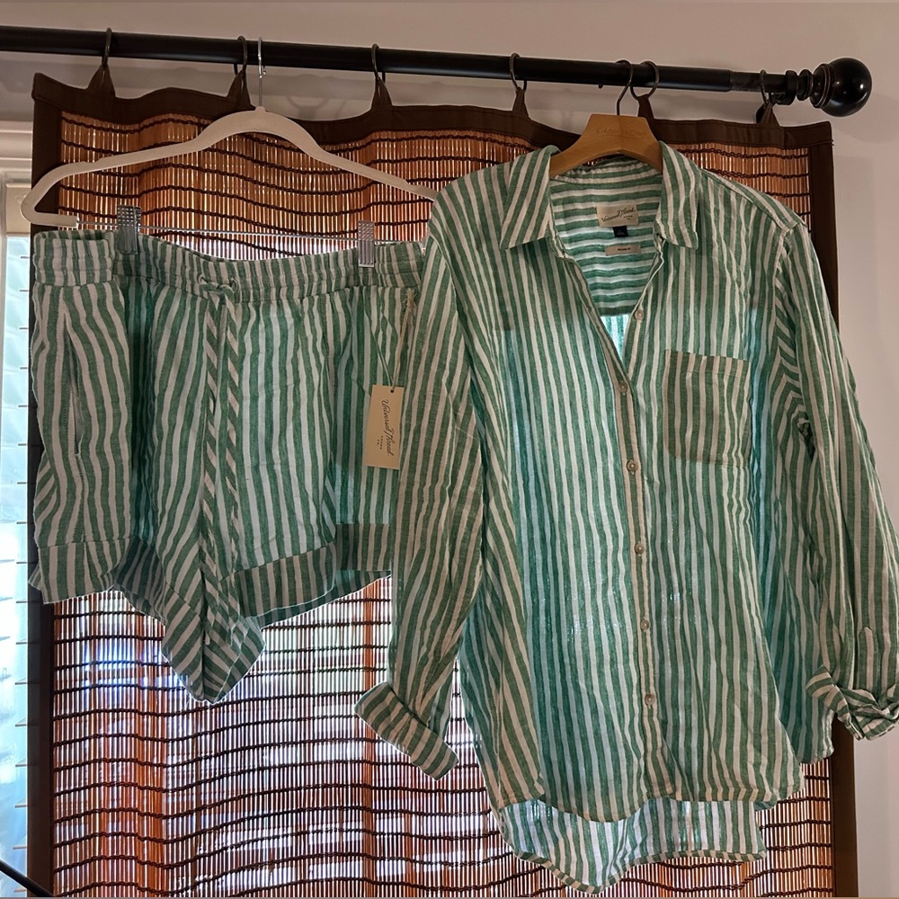 Green and White Striped Button-Up Shirt and Shorts Set - Picture 13 of 16
